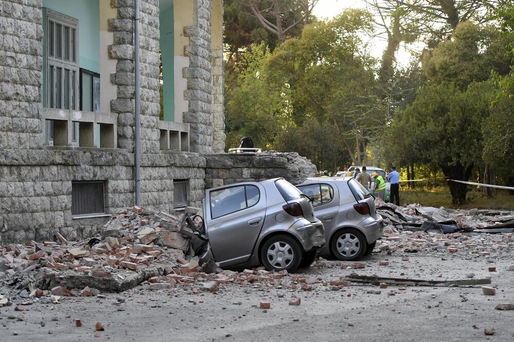 Posljedice zemljotresa u Albaniji, Foto: Hektor Pustina/AP