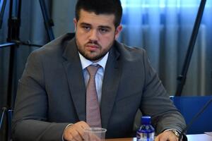 Nikolić: Sastanak opozicije sa Oravom pokazao da je DPS u pravu
