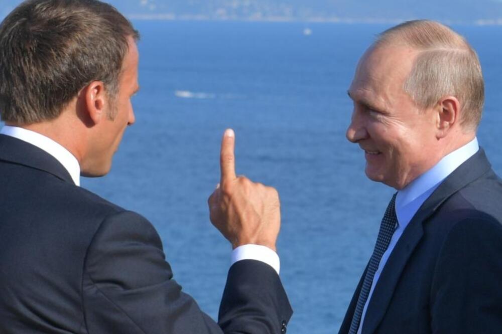 Makron i Putin, Foto: Reuters