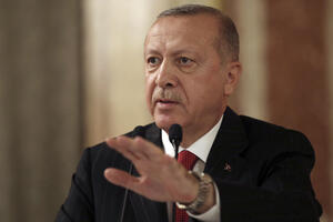Erdogan pozvao Kurde da do večeras napuste sjeveroistok Sirije