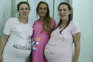Tri rođene sestre iz Podgorice porodile se istovremeno
