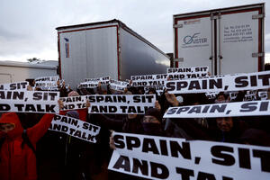 FOTO Pristalice nezavisne Katalonije blokirale auto-put