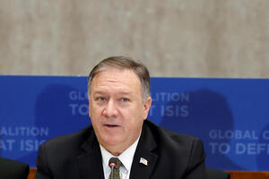 Pompeo: SAD će nastaviti da predvode borbu protiv Islamske države
