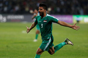 Irak dobio Iran golom u 92. minutu, Tahrir „eksplodirao”