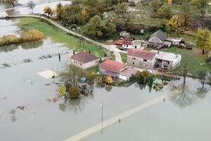 EPCG: Nivo vode prijeti da ugrozi naselja u Nikšićkom polju