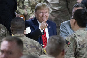 (FOTO) Tramp u iznenadnoj posjeti Avganistanu