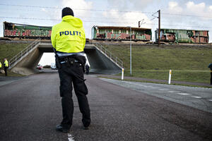 Danska policija: Sumnje da se pripremaju napadi sa militantnim,...