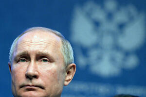 Putin poslao u parlament paket ustavnih amandmana