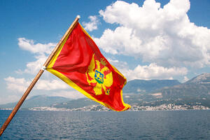 SDP Budva: Paljenje zastave da bude sankcionisano