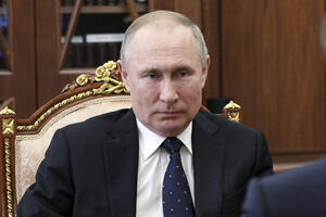 Putin nastavlja s radom na daljinu još najmanje nedjelju dana