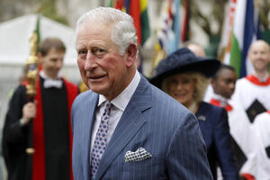 Britanski princ Čarls izašao iz samoizolacije