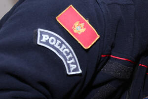 Pretres u Tuzima, policija pronašla drogu i oružje?