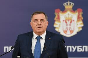 Dodik: Žele da devastiraju SPC na prostoru Crne Gore