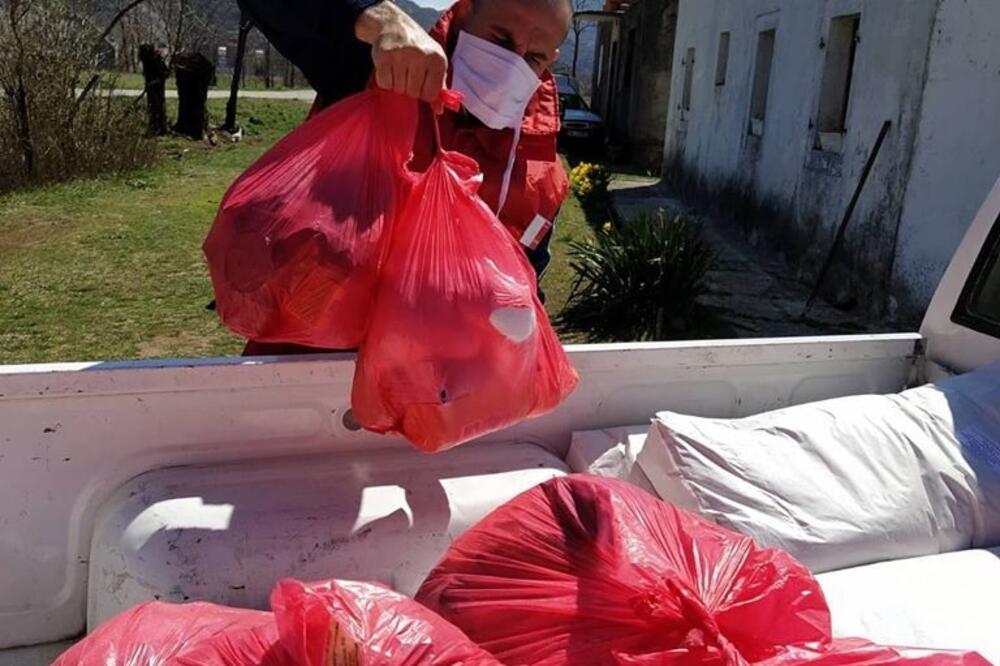 Sa jedne od akcija Crvenog krsta