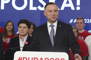 Poljska žuri sa izborima, predsjedniku Dudi slabi podrška