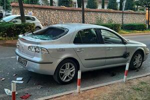 Podgorica: Izlomio auto pajserom nakon što nije dobio novac od...