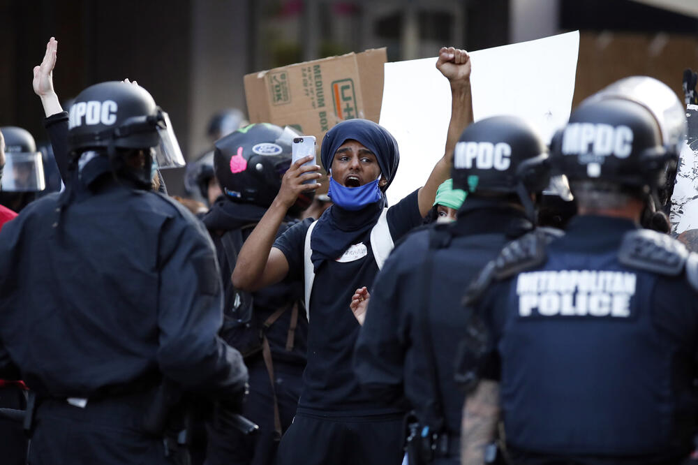 Protest u blizini Bijele kuće, Foto: AP Photo