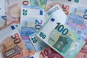 Likvidna sredstva u avgustu oko milijardu eura