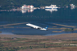 Montenegro airlinesu pred izbore 25 miliona eura iz budžetske...