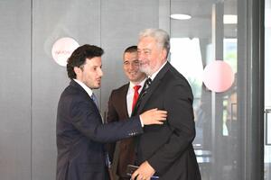„Trojka“ osudila ponašanje Bećirovića: Staćemo na put bahatim...