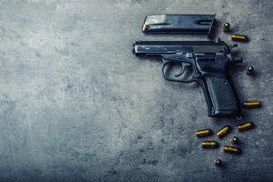 Cetinje: Policijskom pretragom pronađen pištolj kod bezbjednosno...