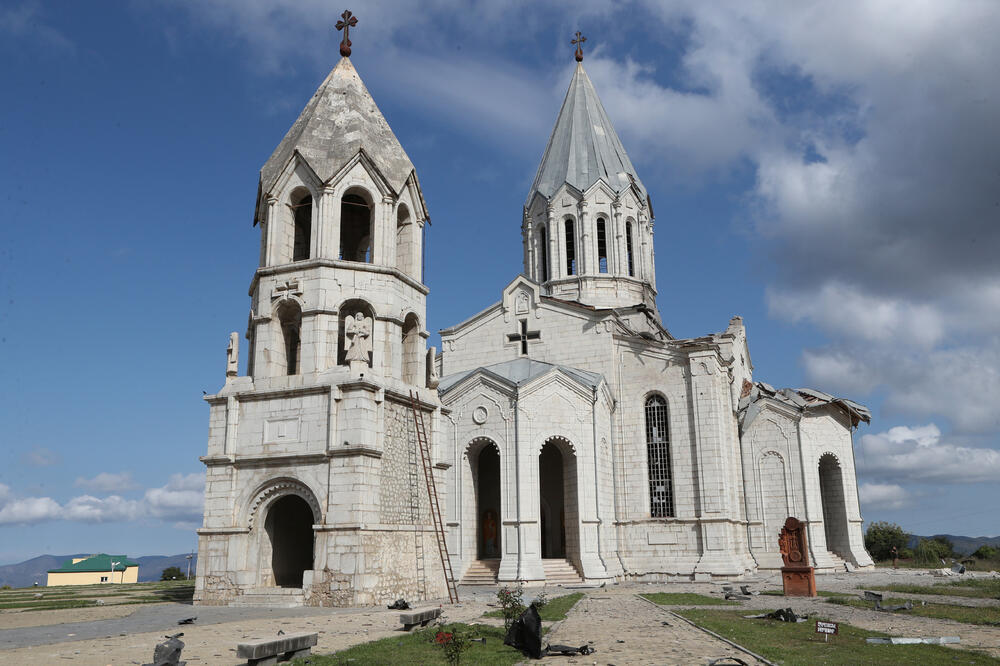 Oštećena Katedrala Svetog spasa u gradu Suša u Nagorno-Karabahu, Foto: Reuters