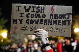 U protestu protiv zabrane abortusa Poljakinje blokirale saobraćaj:...