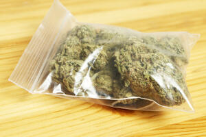 Pronađeno preko 100 grama marihuane, protiv jedne osobe prekršajna...