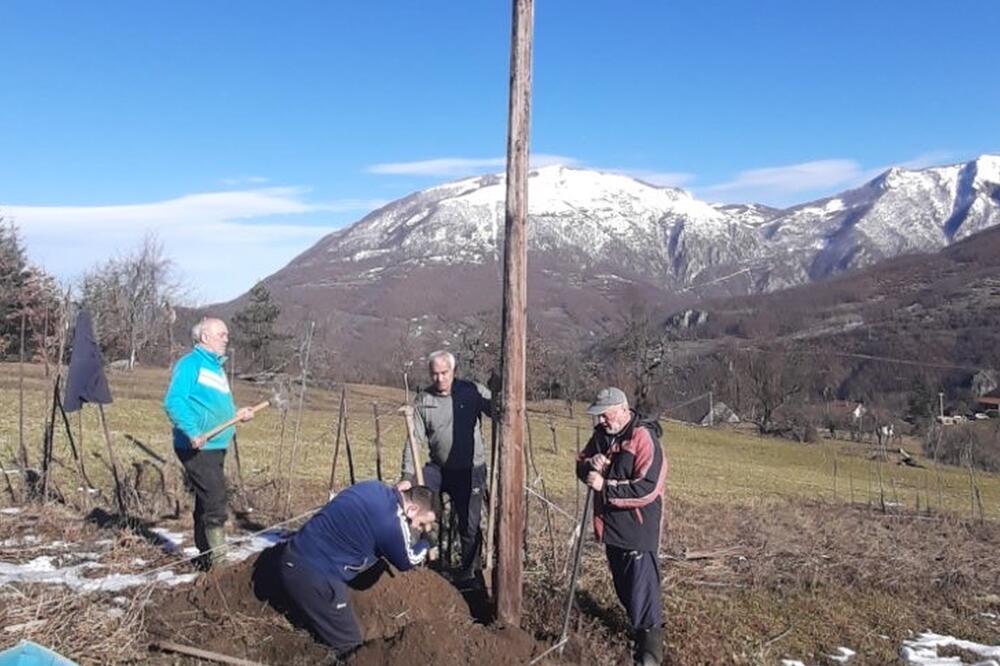 Akcija u selu Božiće, Foto: Privatna arhiva