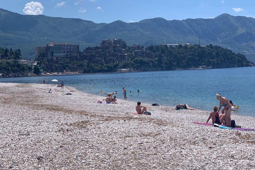 Veliki gubici hotelske privrede: Slovenska plaža tokom ljeta (ilustracija), Foto: Vuk Lajović