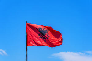 Velika Albanija, ili veliki blef