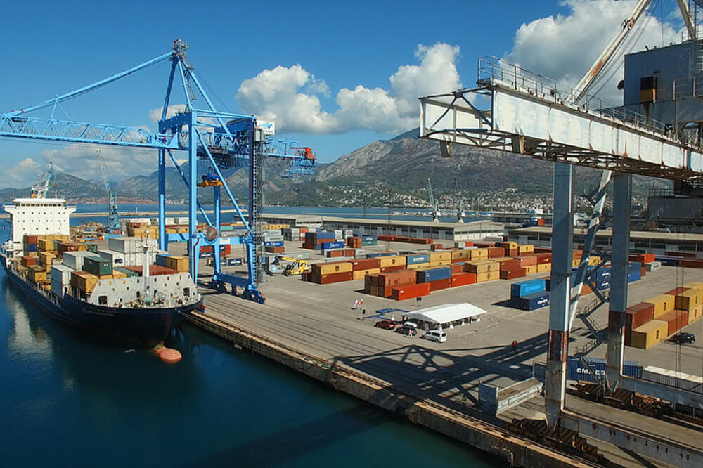 Kompanija ima dvije klase akcija koje mora homogenizovati u jednu, Foto: Port of Adria