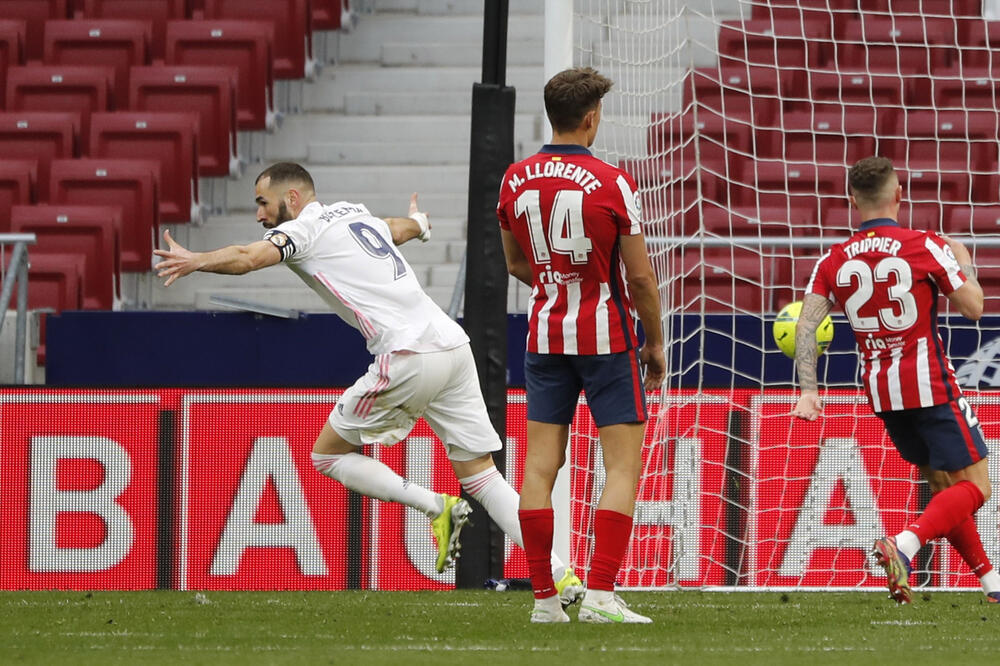 Benzema slavi gol za 1:1, Foto: Reuters