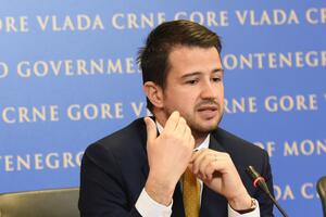 Milatović: Pozvao sam sve da pružimo ruku medicinskim radnicima,...