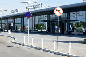 Jandreoski: Međunarodna sertifikacija crnogorskih aerodroma tokom...