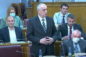 Bulatović: Umjesto dijaloga dobili smo etikete da radimo na...