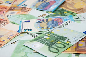 "U julu naplaćeno skoro 80 miliona eura carinskih prihoda, 35,8...