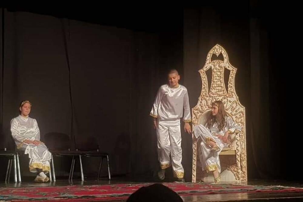 Scena iz predstave "Hamlet u doba marketinga", Foto: J. Ćetković