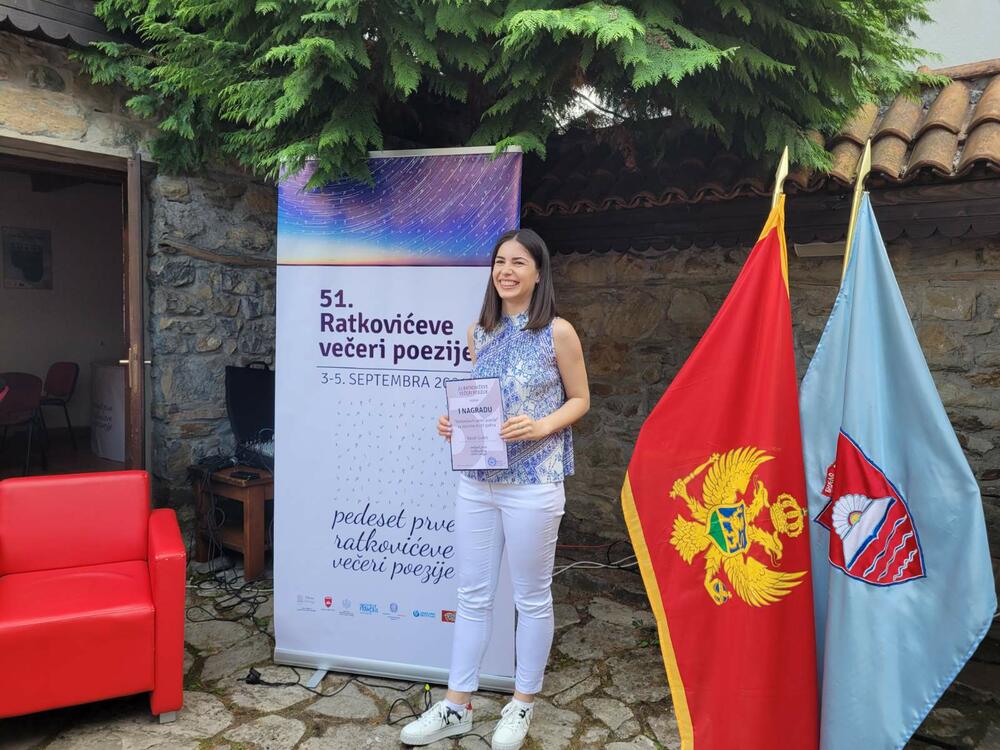<p>Podgoričanka Nataša Gudelj dobitnica je prve nagrade za mlade pjesnike</p>