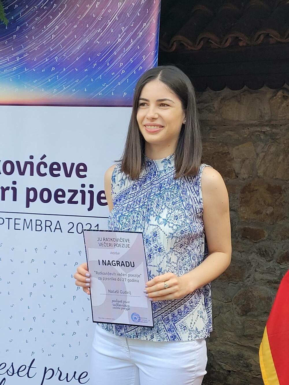 <p>Podgoričanka Nataša Gudelj dobitnica je prve nagrade za mlade pjesnike</p>