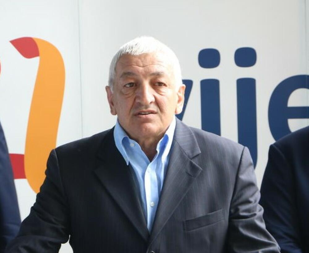 Dragan Vujović