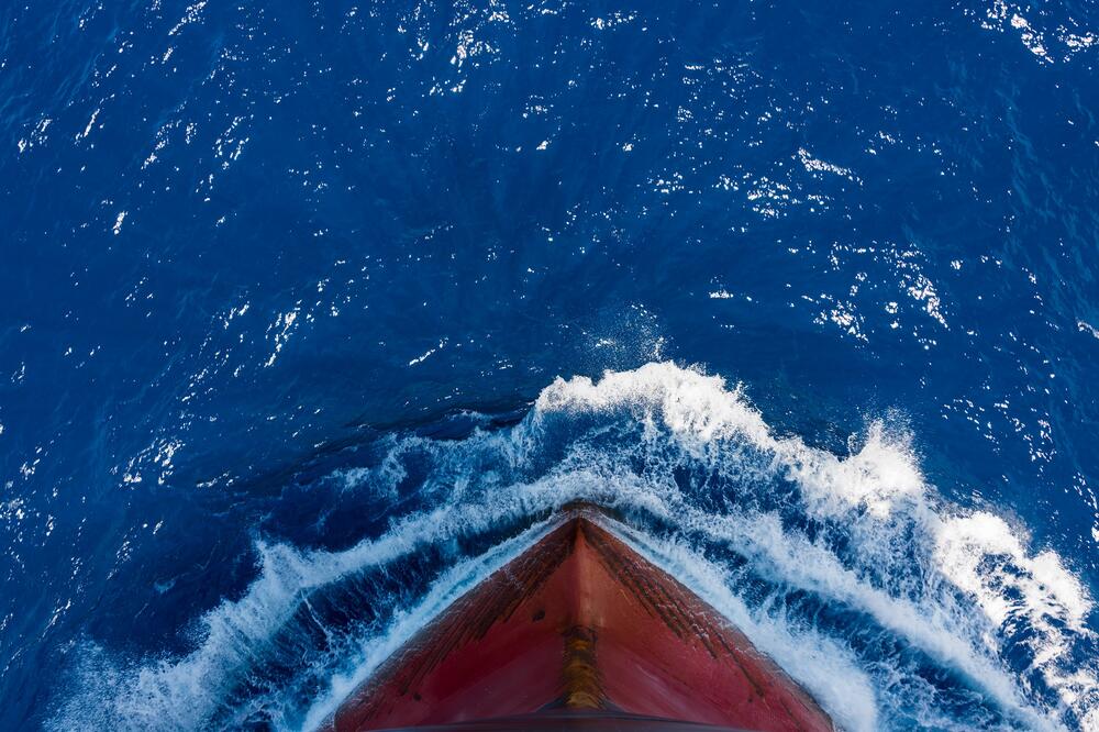 Paketi iz Italije do Crne Gore stigli brodom Spirit of Chennai, Foto: Shutterstock