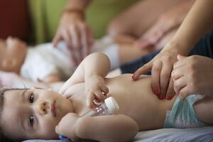 Kako prosto masiranje stomačića može bebi da promjeni život