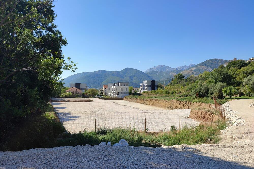 Mjesto na kojem će se graditi kompleks u Ruljini, Foto: Siniša Luković