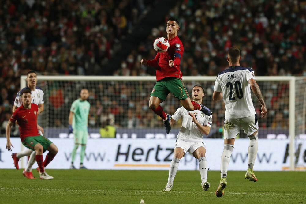 Ronaldo na meču sa Srbijom, Foto: Reuters