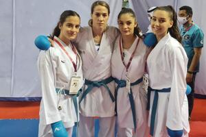 Smolović bez medalje, pobjeda ženskog tima u borbama