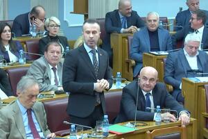 Bogdanović: Neko pregovara da izda građane za desetine miliona eura