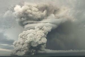 Erupcija vulkana na Tongi: Sto puta jača od nuklearne bombe u...