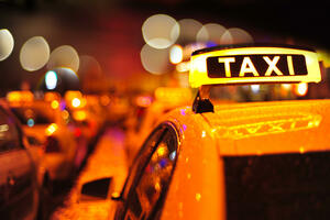 Taksisti najavili protest: Vlada za 15 mjeseci ugasila više od 600...