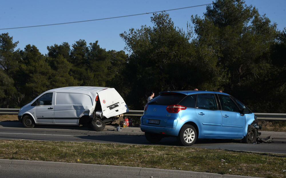 <p>Iz Uprave policije nijesu saopštili identitet povrijeđenog</p>